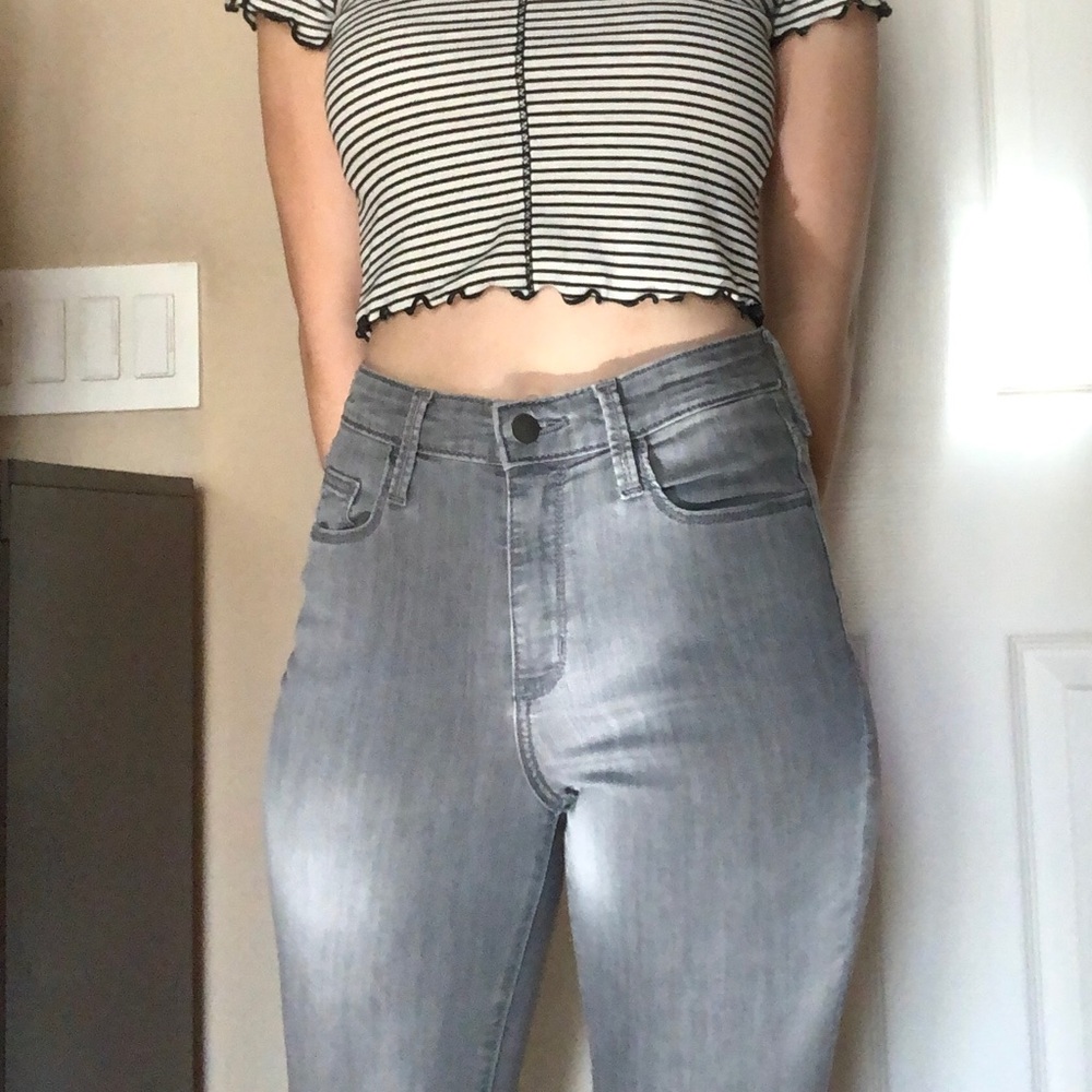 Grey skinny jeans